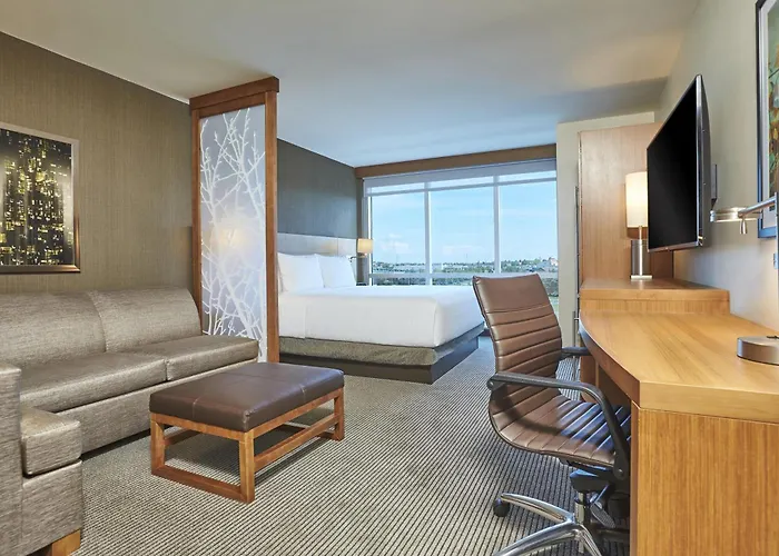 Hyatt Place Toronto Mississauga And Luxe Convention Centre