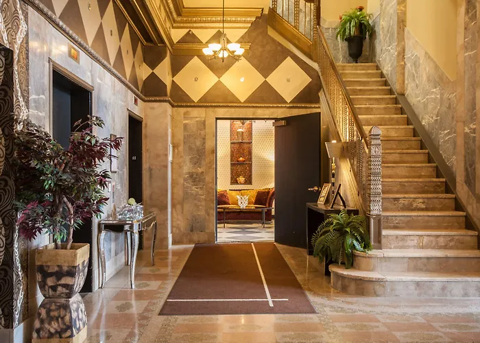 The Giacomo Niagara Falls Ny, An Ascend Collection Hotel