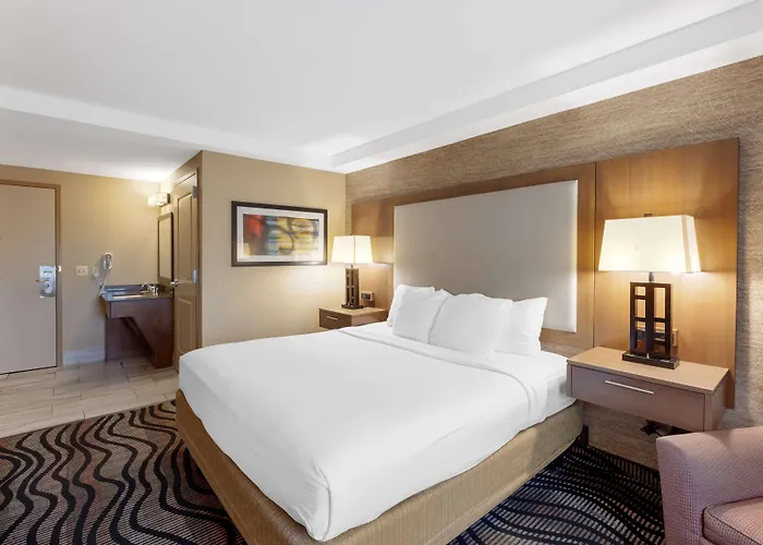 Best Western Summit Inn